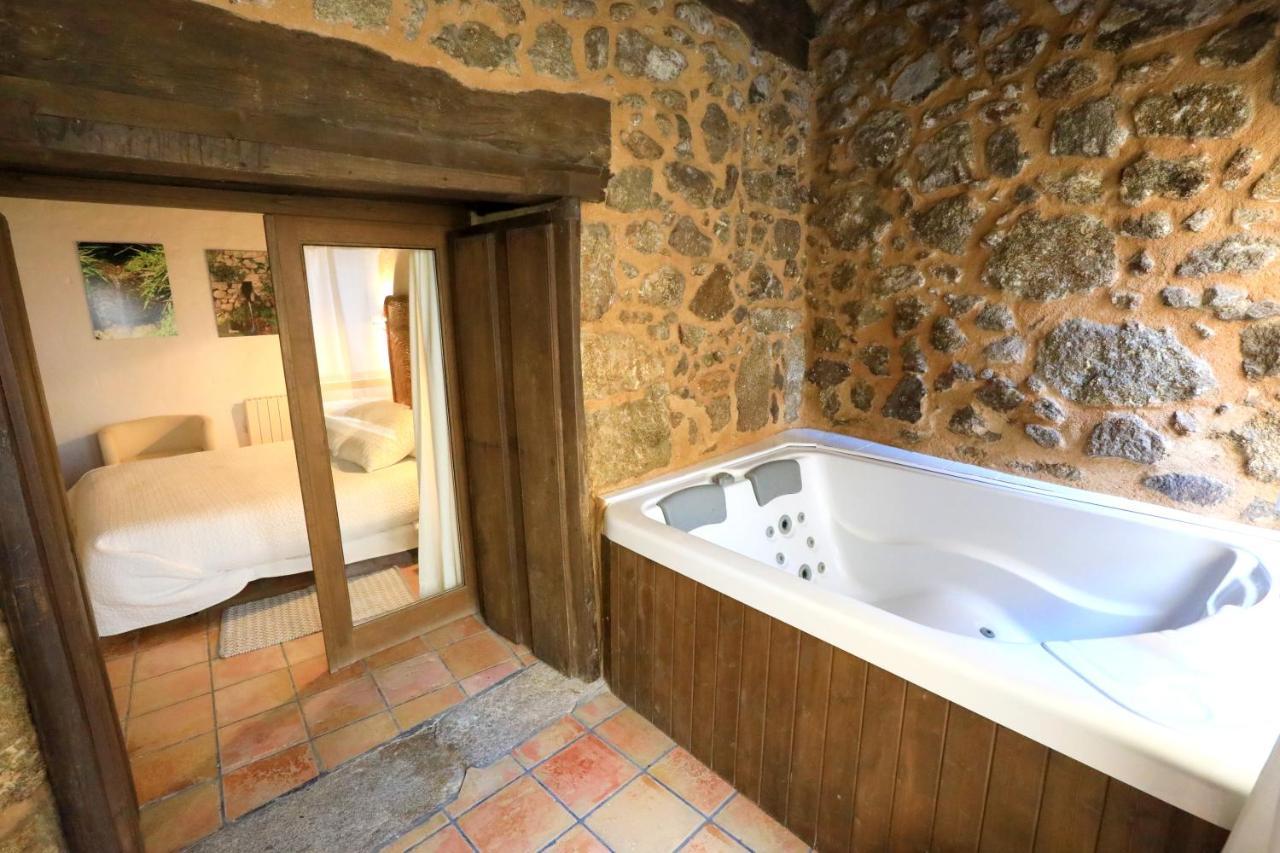 Apartamentos Rurales Spa Casa De Los Escudos Valverde de la Vera Екстер'єр фото